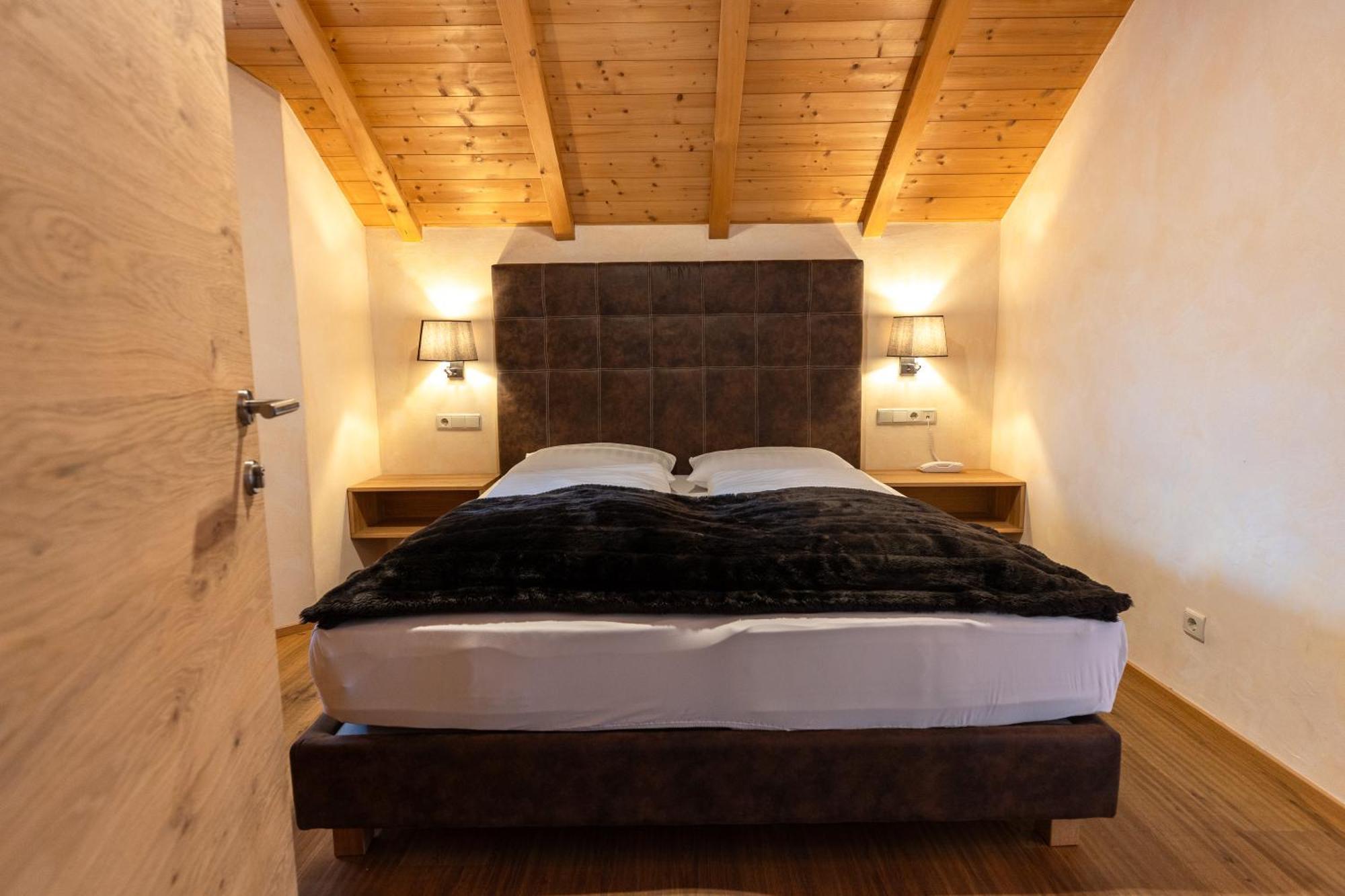Der Unterwirt Guesthouse And Restaurant 丘萨 外观 照片
